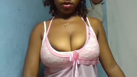 Snapshot of verolla31 chatting on March 9, 2:32 pm verolla31 online show from March 9, 2:32 pm