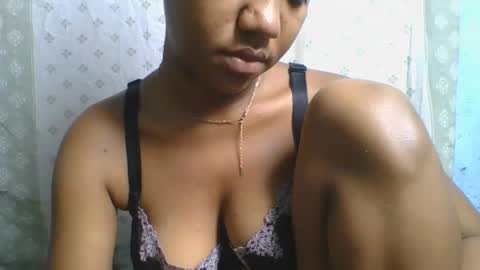 Snapshot of verolla31 chatting on October 17, 4:09 pm verolla31 online show from October 17, 4:09 pm