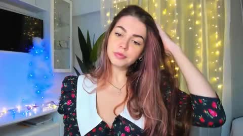 Lolitalolz online show from January 1, 4:29 pm