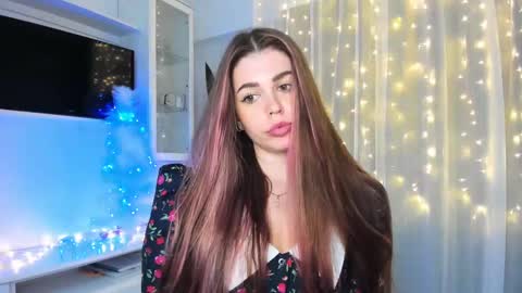 Lolitalolz online show from January 2, 1:06 am