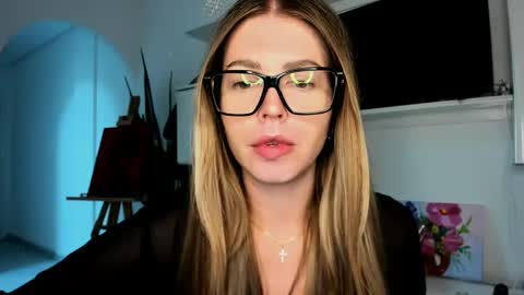 Lolitalolz online show from September 25, 6:33 pm