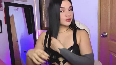 Snapshot of veronica_118 chatting on November 16, 5:57 am veronica_118 online show from November 16, 5:57 am