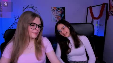 Ronni online show from November 15, 8:27 pm