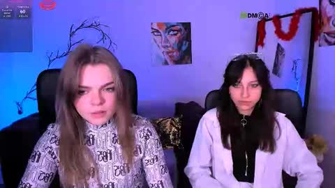 Ronni online show from December 4, 8:39 pm