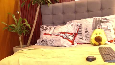 VERONICA online show from February 20, 3:01 pm