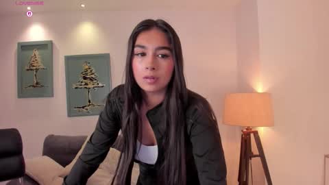 Vero  online show from October 30, 9:44 am