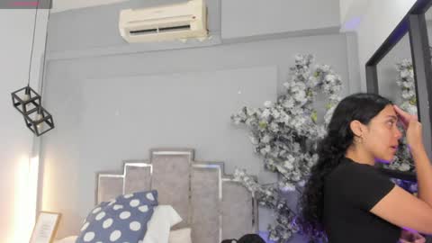 veronicacarper online show from April 4, 3:16 am