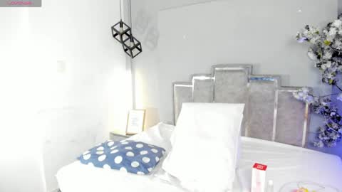 veronicacarper online show from April 15, 3:35 am