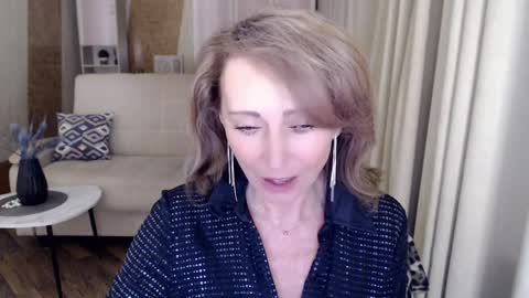 Snapshot of veronicagilbert chatting on January 15, 4:57 am Helen online show from January 15, 4:57 am