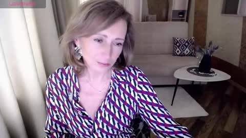 Snapshot of veronicagilbert chatting on January 31, 7:39 am Helen online show from January 31, 7:39 am