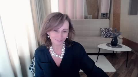 Snapshot of veronicagilbert chatting on February 16, 11:59 am Helen online show from February 16, 11:59 am