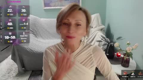 Snapshot of veronicagilbert chatting on September 10, 6:13 am Helen online show from September 10, 6:13 am