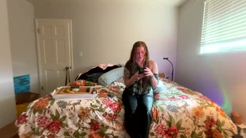 Snapshot of veronicalake chatting on November 12, 7:35 pm Veronica Lake online show from November 12, 7:35 pm