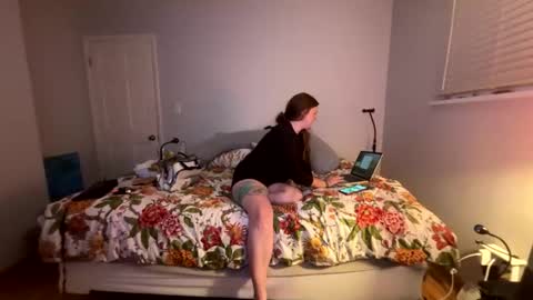 Snapshot of veronicalake chatting on December 20, 1:02 am Veronica Lake online show from December 20, 1:02 am