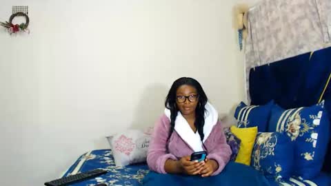 veronicarod1 online show from May 14, 12:06 am