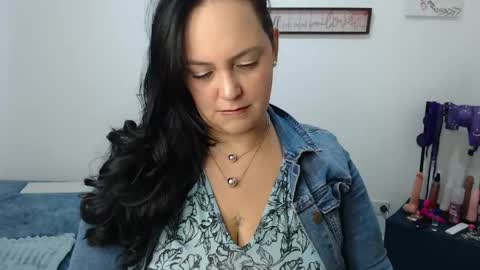 Snapshot of veroniicabbw_ chatting on May 22, 1:06 pm veroniicabbw_ online show from May 22, 1:06 pm