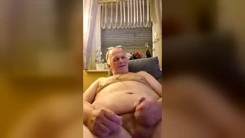 Snapshot of veronika456 chatting on June 14, 1:14 am veronika456 online show from June 14, 1:14 am