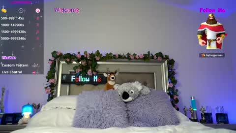 Snapshot of veronika_rose chatting on May 23, 4:11 pm Veronika Rose please click show more if you want to see more of my content online show from May 23, 4:11 pm