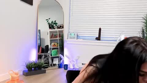 Snapshot of veronikavengeance chatting on March 12, 2:09 am VeronikaVengeance online show from March 12, 2:09 am