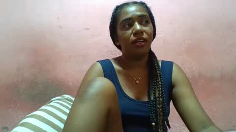 Snapshot of verronique1511 chatting on January 25, 12:59 am verronique1511 online show from January 25, 12:59 am