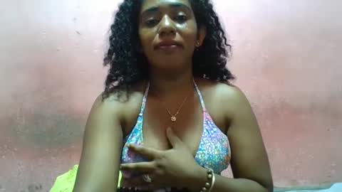 Snapshot of verronique1511 chatting on January 28, 5:03 pm verronique1511 online show from January 28, 5:03 pm