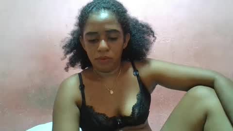 Snapshot of verronique1511 chatting on January 29, 9:28 pm verronique1511 online show from January 29, 9:28 pm