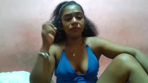 Snapshot of verronique1511 chatting on February 5, 2:48 pm verronique1511 online show from February 5, 2:48 pm