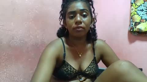 Snapshot of verronique1511 chatting on February 15, 9:48 pm verronique1511 online show from February 15, 9:48 pm