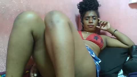 Snapshot of verronique1511 chatting on February 21, 6:48 pm verronique1511 online show from February 21, 6:48 pm