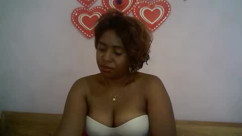 Snapshot of verronique1511 chatting on October 13, 8:03 am verronique1511 online show from October 13, 8:03 am