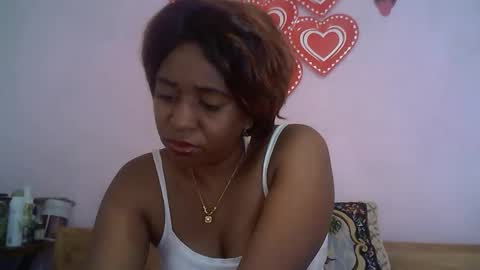 Snapshot of verronique1511 chatting on October 15, 8:03 am verronique1511 online show from October 15, 8:03 am