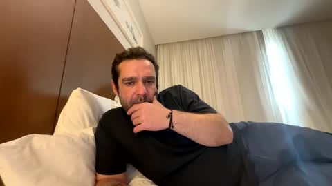 versatilebi7 online show from January 10, 9:00 am