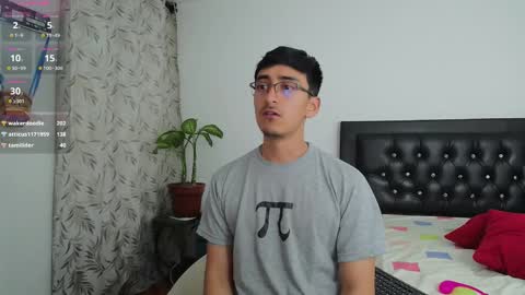 Snapshot of versatileguuy chatting on September 20, 2:56 am versatileguuy online show from September 20, 2:56 am