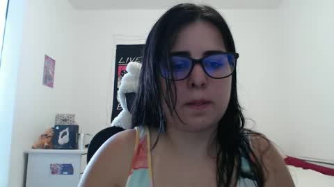 Snapshot of veruca99 chatting on November 13, 7:35 pm veruca99 online show from November 13, 7:35 pm