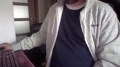 verydirtyslv online show from March 31, 6:58 am