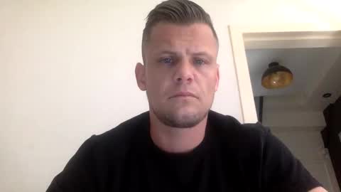 verykinkyjoker online show from April 11, 9:46 am