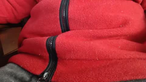 Erik online show from February 16, 6:32 pm