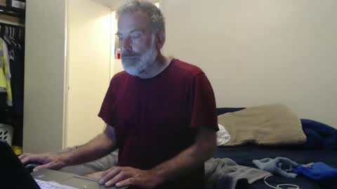 hairy man online show from February 10, 12:52 am