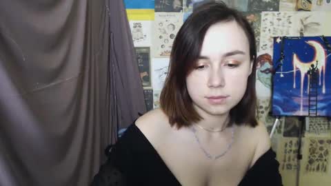 veryveryvery_shy online show from March 11, 9:45 am