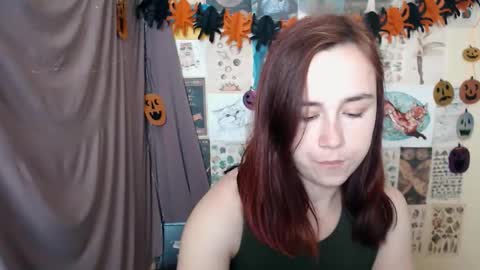 veryveryvery_shy online show from October 13, 5:29 am