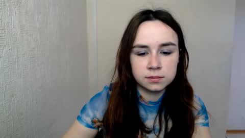 veryveryvery_shy online show from February 23, 6:44 am