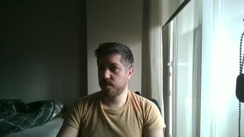 Snapshot of vesikalik2 chatting on February 17, 10:45 am vesikalik2 online show from February 17, 10:45 am