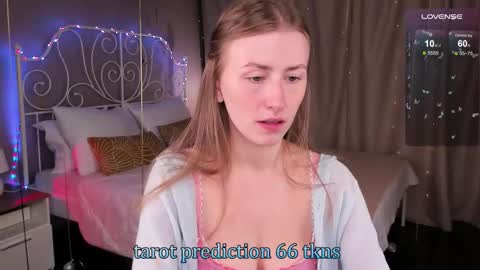 Snapshot of vespera_celeste chatting on September 19, 12:23 am Celeste online show from September 19, 12:23 am