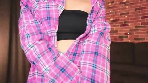 Amelia online show from April 10, 5:23 am