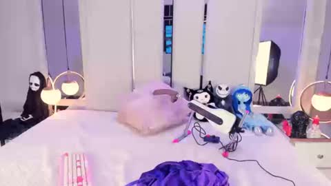 Snapshot of vespervelvet chatting on September 27, 9:31 pm Vesper Velvet online show from September 27, 9:31 pm