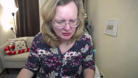 vestawoody online show from December 4, 7:39 am