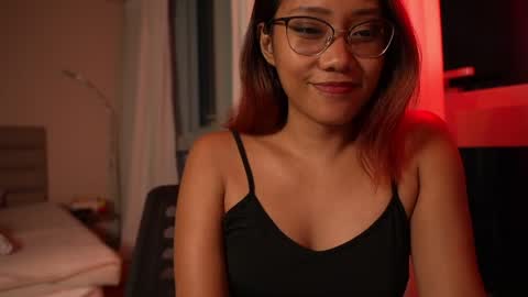 Vexa Nyx online show from May 11, 3:29 pm