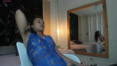 Vanesaa online show from February 13, 8:27 pm