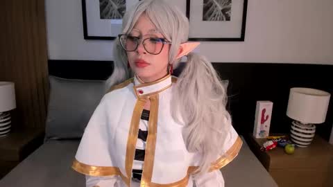 Snapshot of vi_anaya chatting on December 21, 12:12 pm Anaya online show from December 21, 12:12 pm