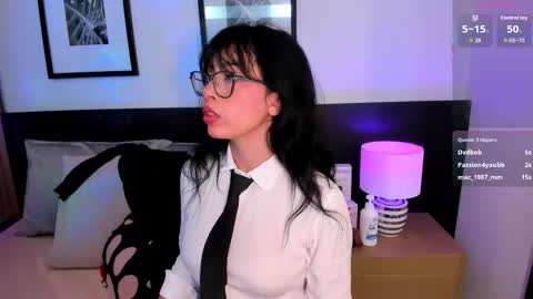 Snapshot of vi_anaya chatting on January 18, 10:41 am Anaya online show from January 18, 10:41 am